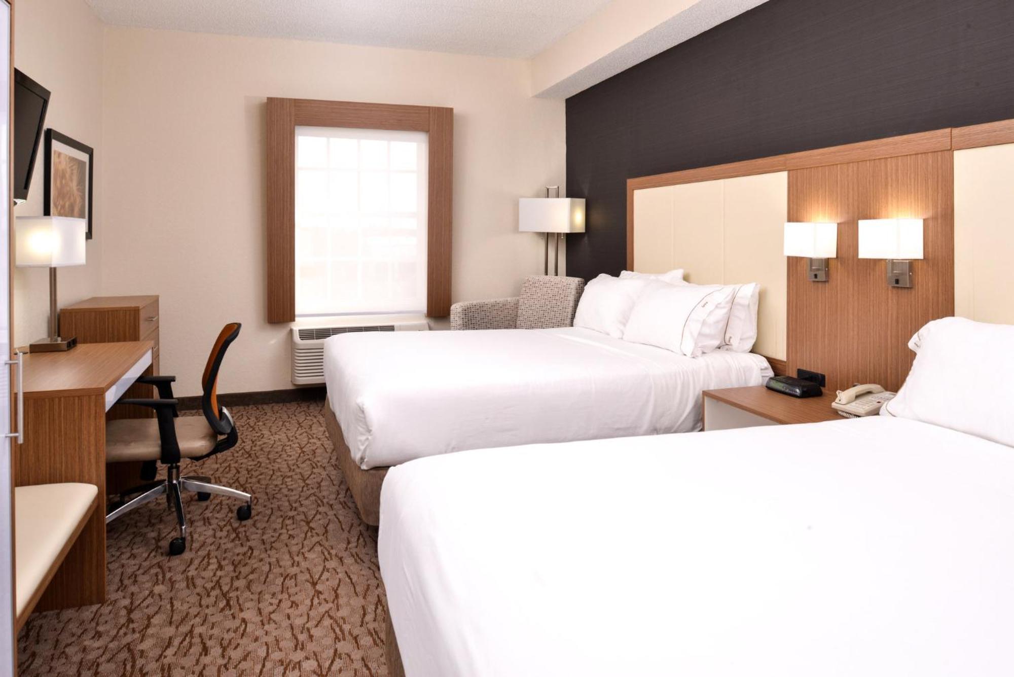 Holiday Inn Express Hotel & Suites Bonita Springs/Naples By Ihg Bagian luar foto